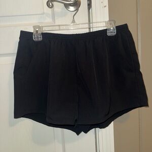 ❤️2 for 10❤️ Fiestar black athletic shorts with pockets from boutique